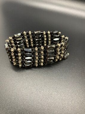 Magnetic Bead Stacking Bracelet